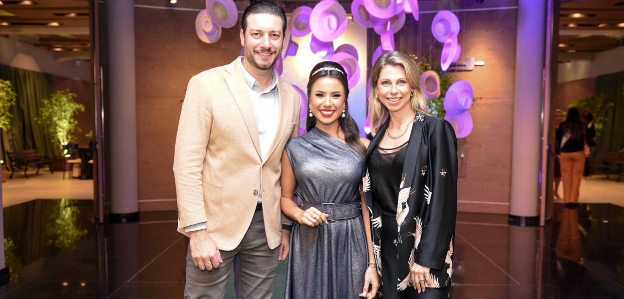 Clube recebe candidatas a Rainha e